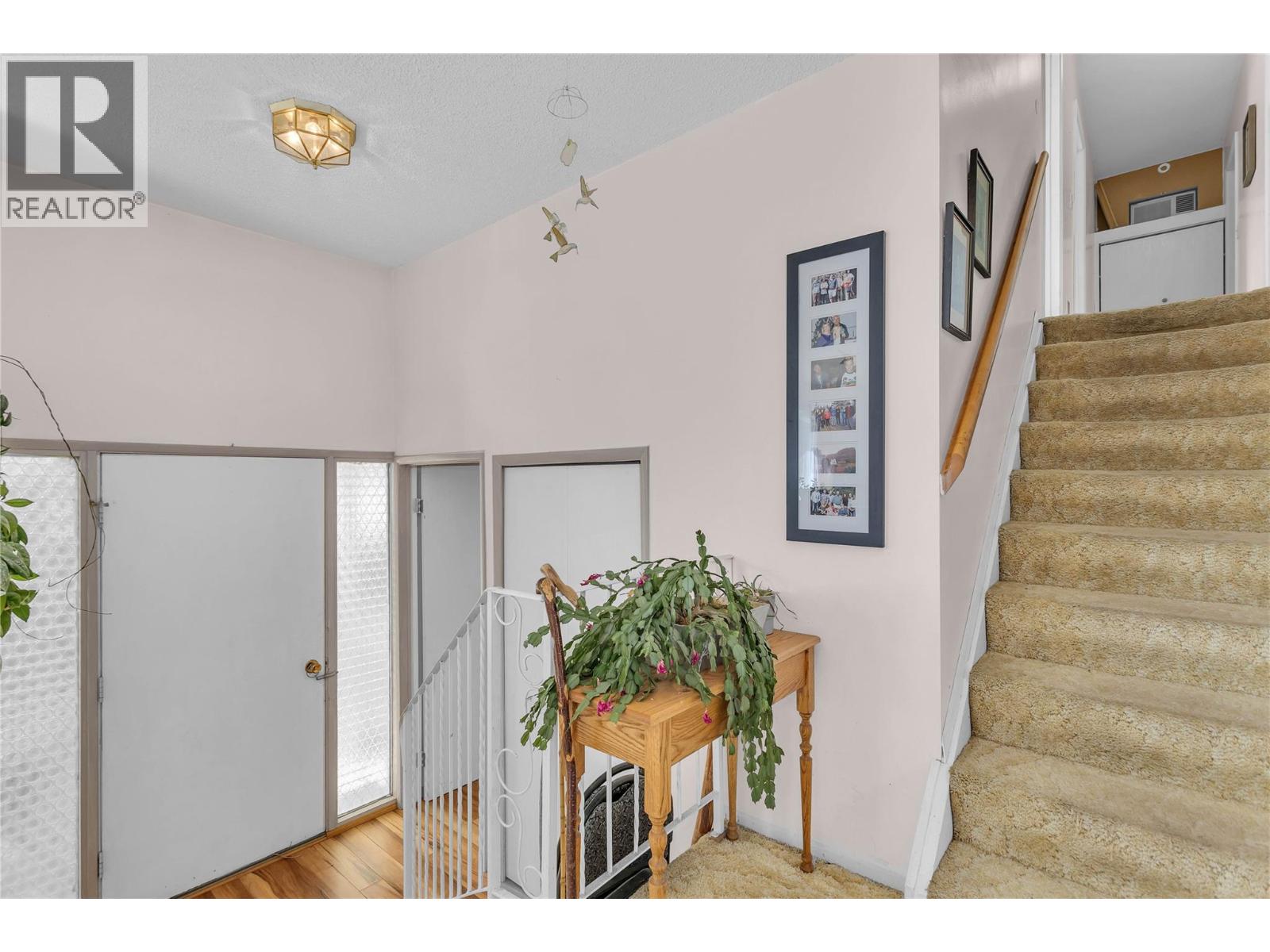 15370 Old Mission Road, Lake Country