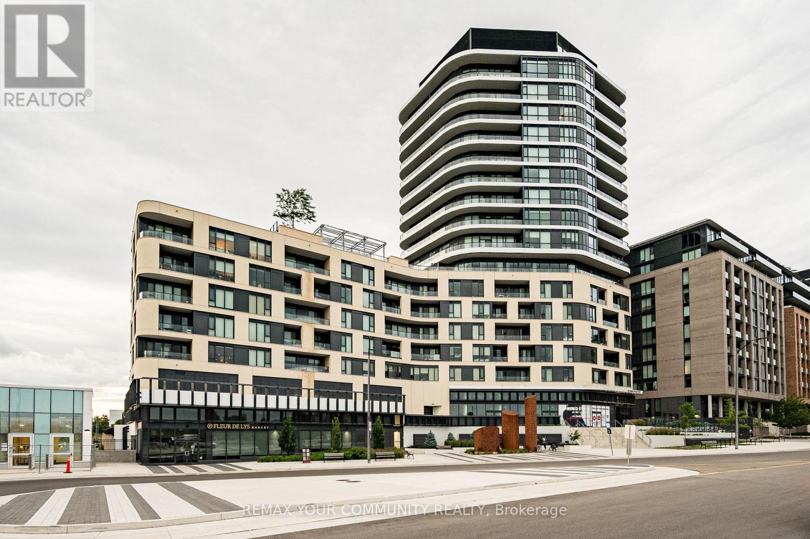 #1002 120 EAGLE ROCK WAY - 27