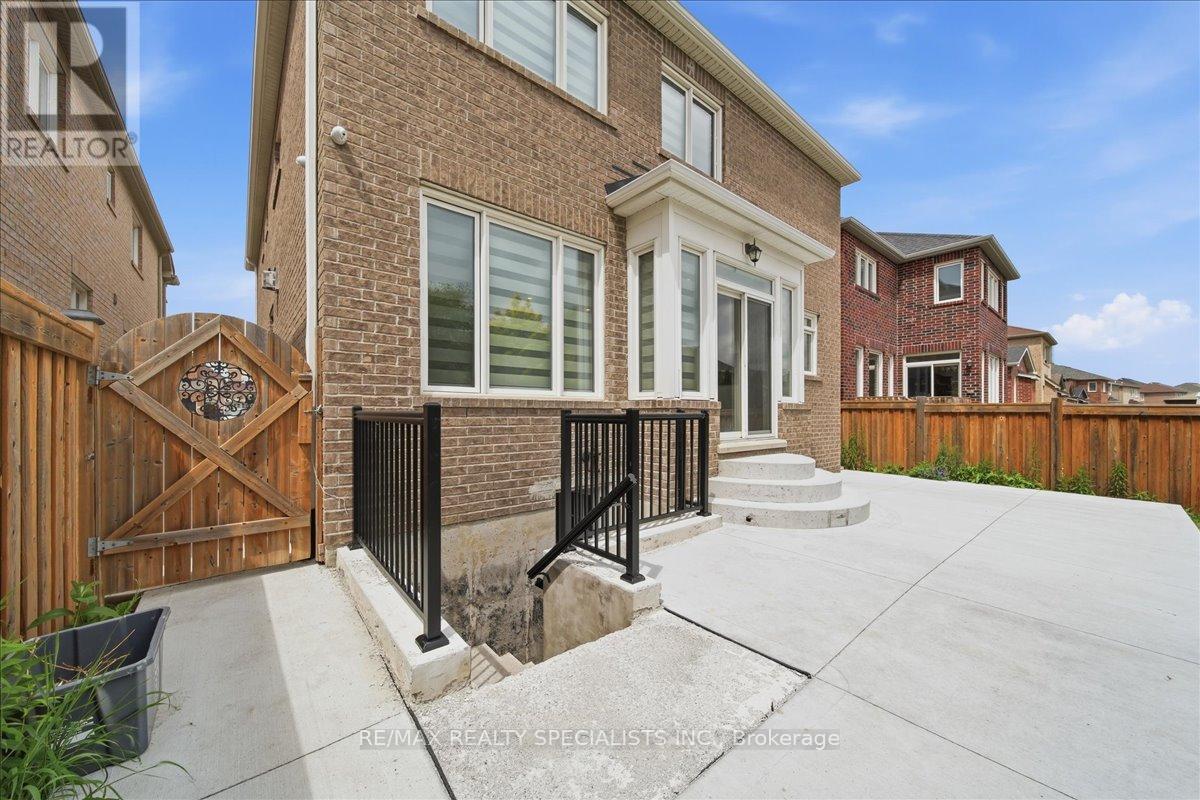 281 BLUE DASHER BOULEVARD - Image 43