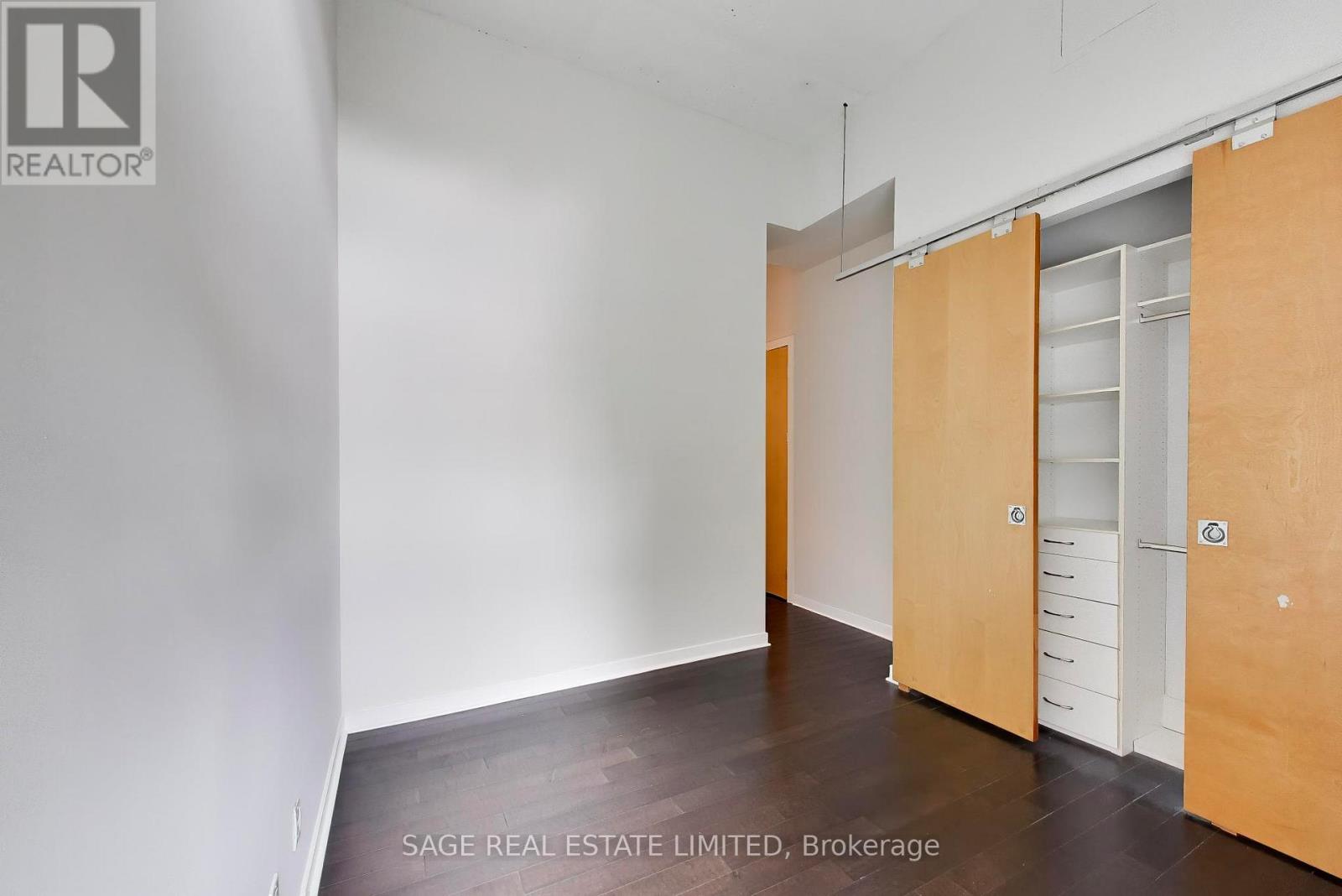 #521 155 DALHOUSIE STREET - 23