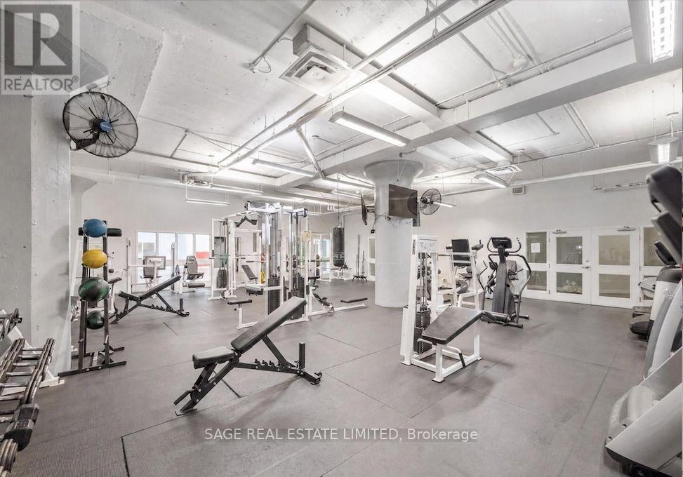 #521 155 DALHOUSIE STREET - 36