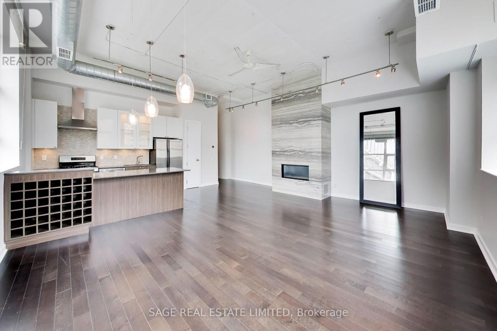 #521 155 DALHOUSIE STREET - 5