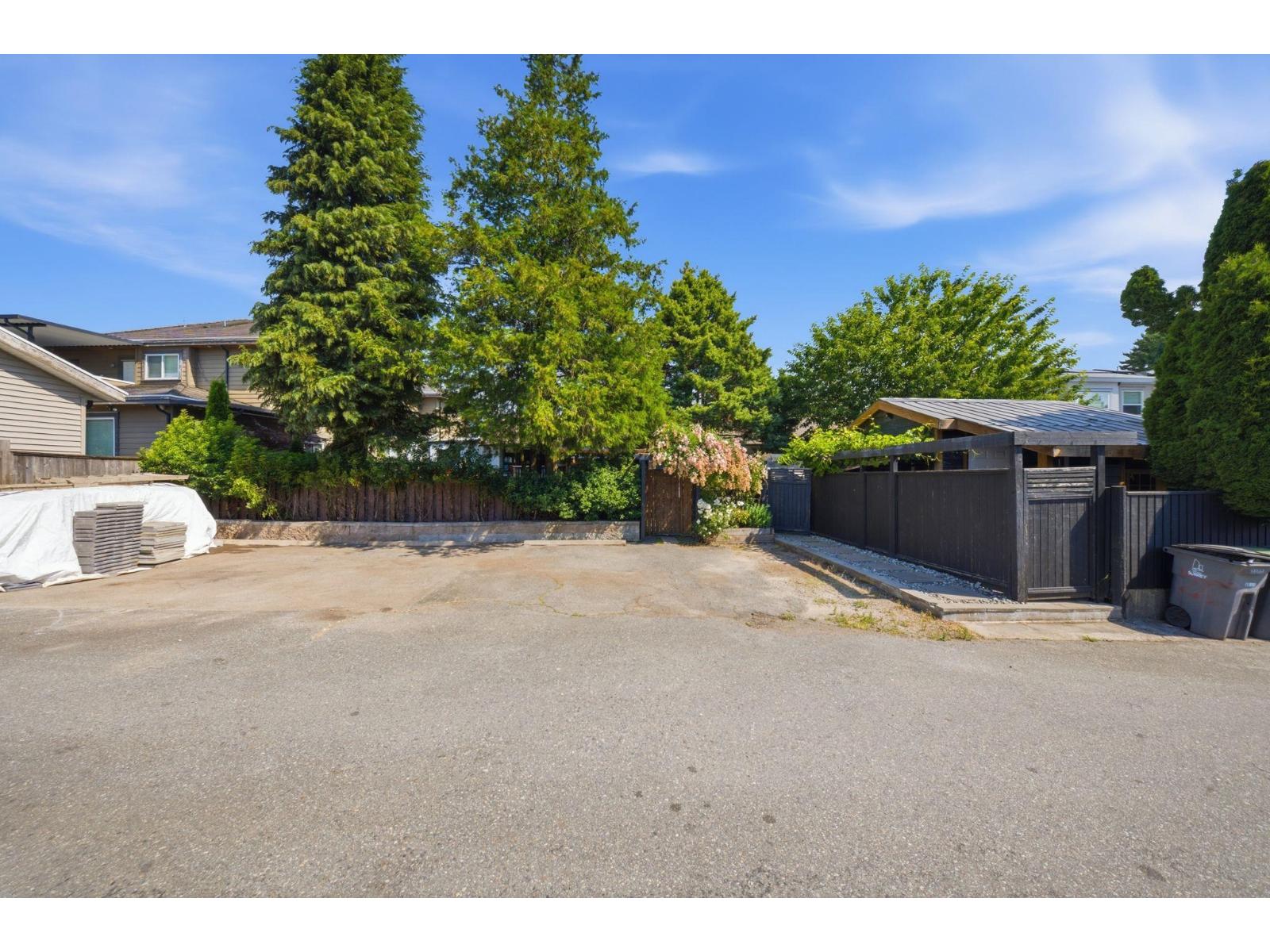 12222 100 AVENUE, Surrey