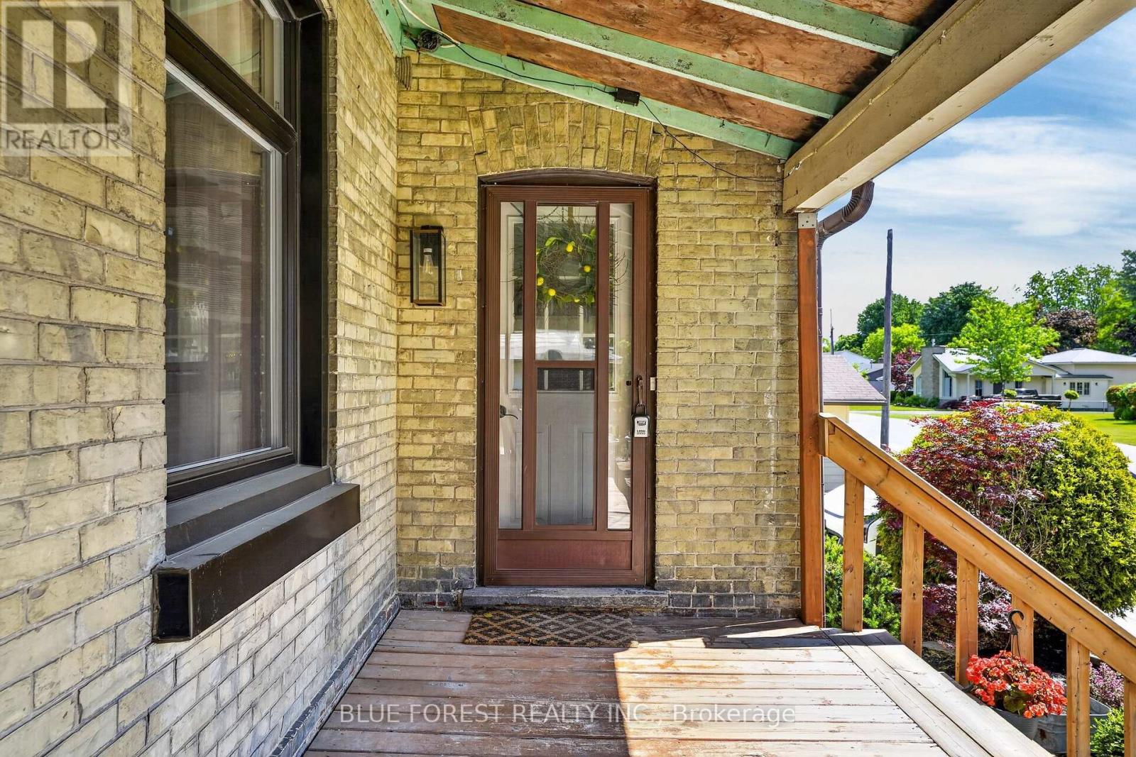 209 MARGARET STREET - 11