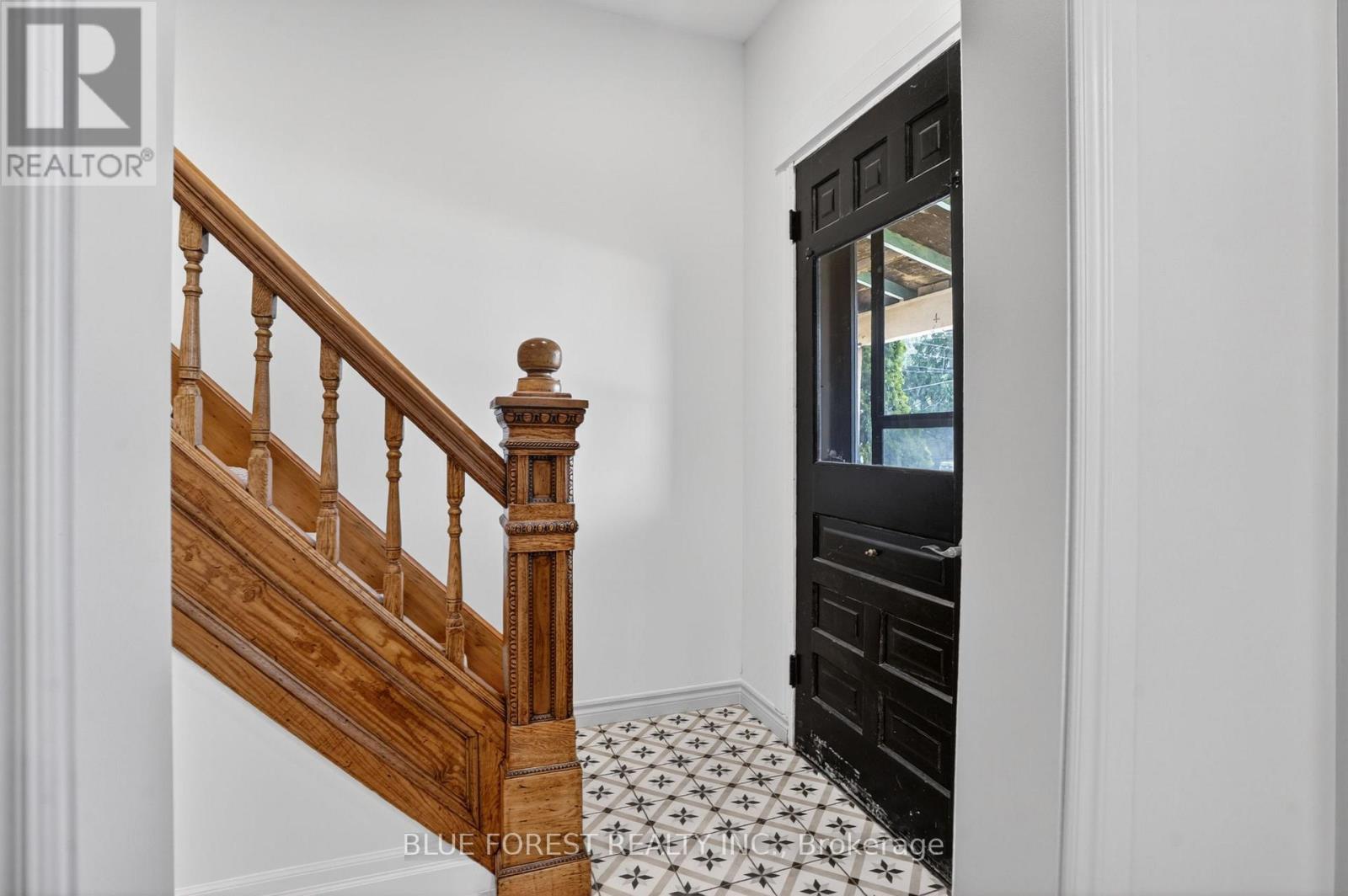 209 MARGARET STREET - 12