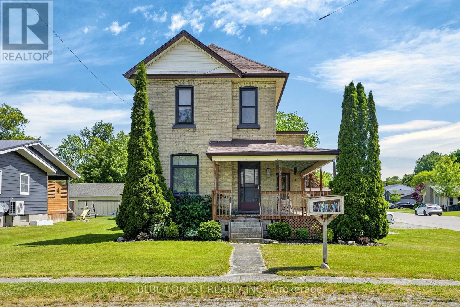 209 MARGARET STREET - 2