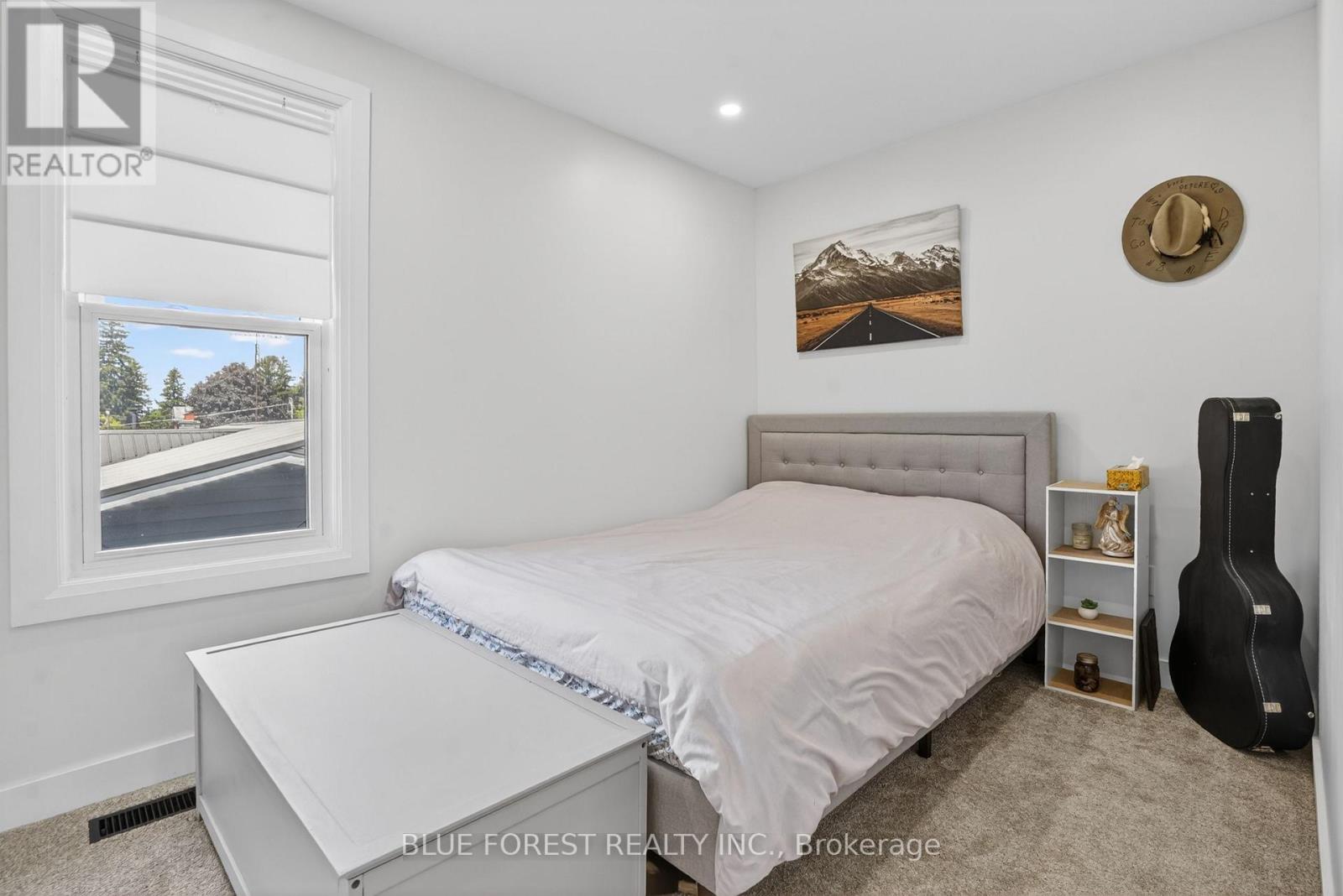 209 MARGARET STREET - 37