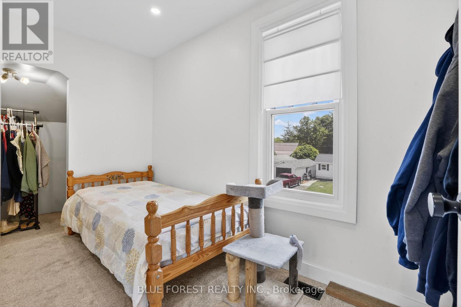 209 MARGARET STREET - 39