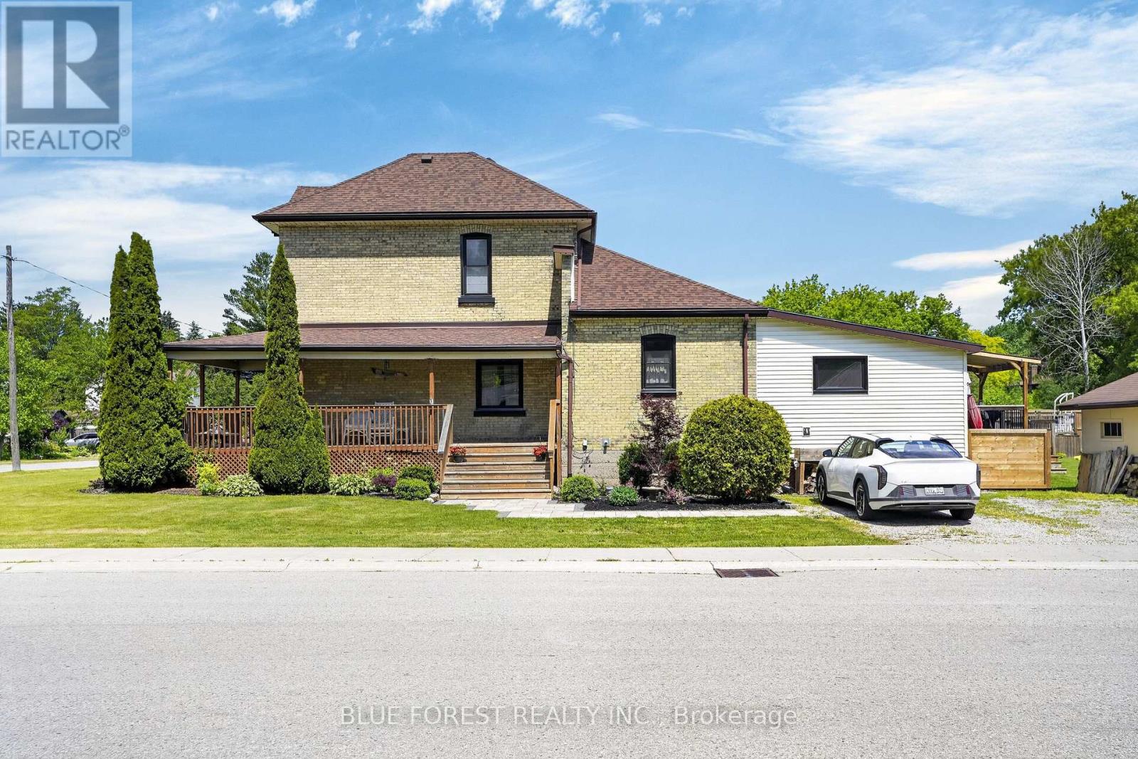 209 MARGARET STREET - 4