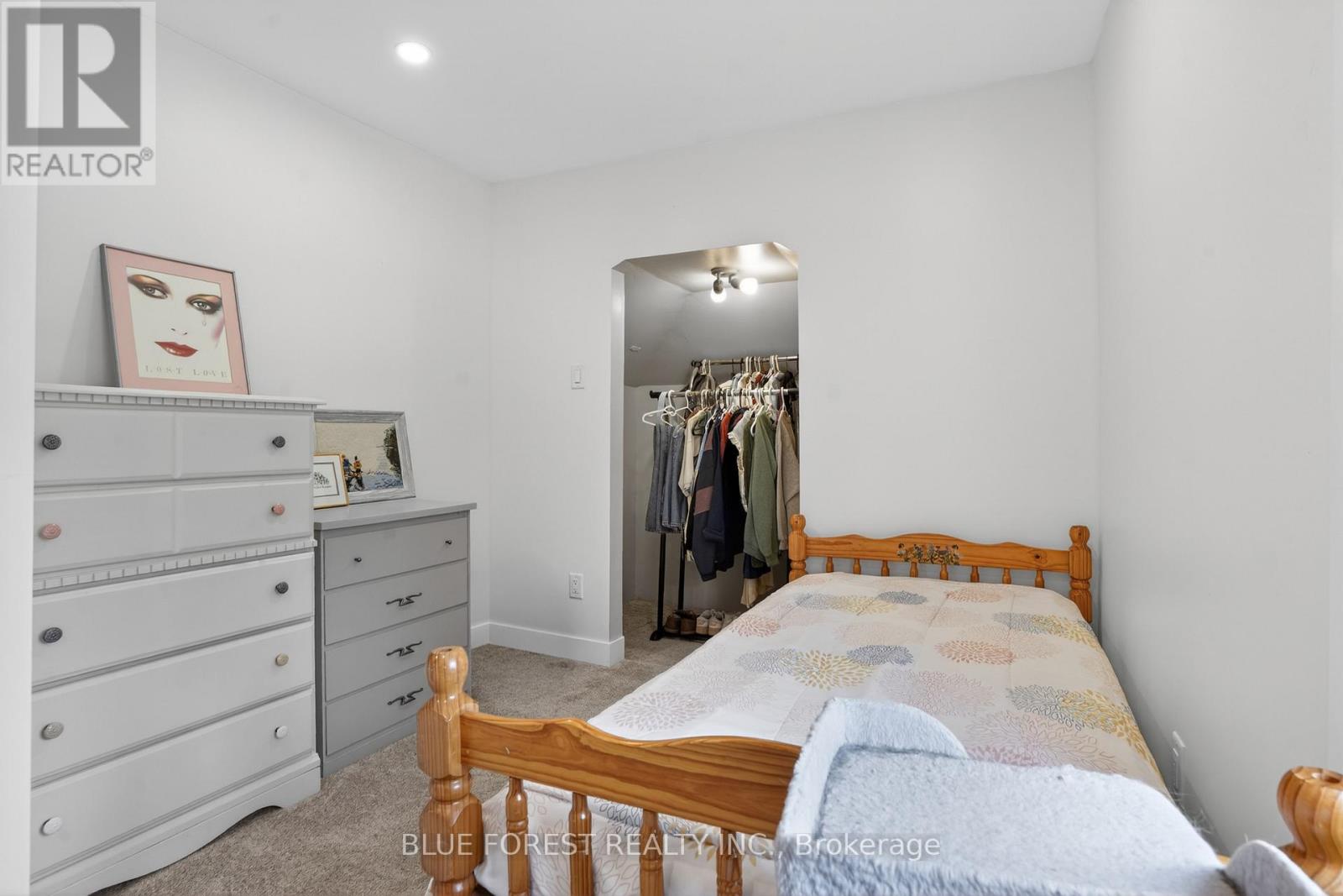 209 MARGARET STREET - 40