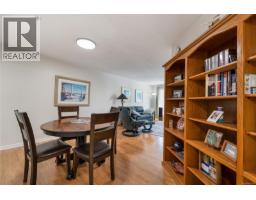 Living room - 209 3969 Shelbourne St, Saanich, BC V8N3E1 Photo 8
