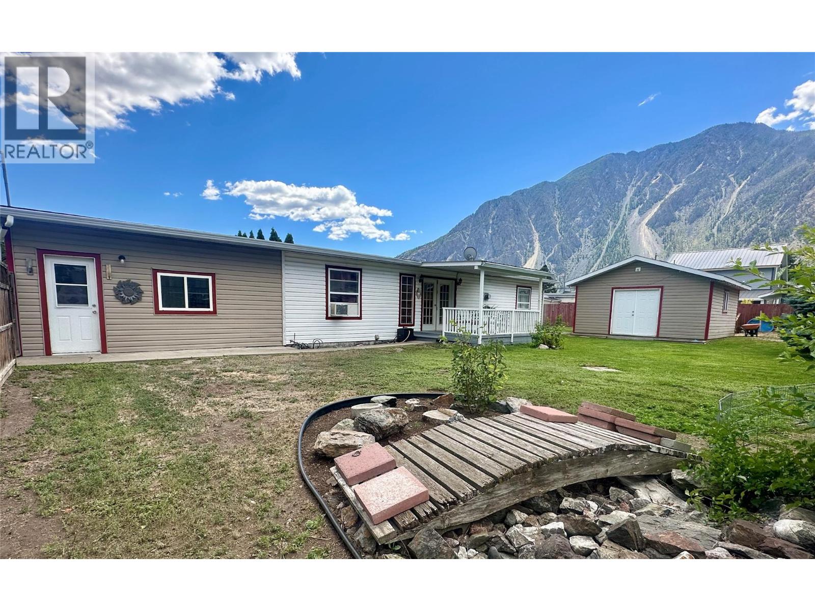 411 6th Avenue - 42