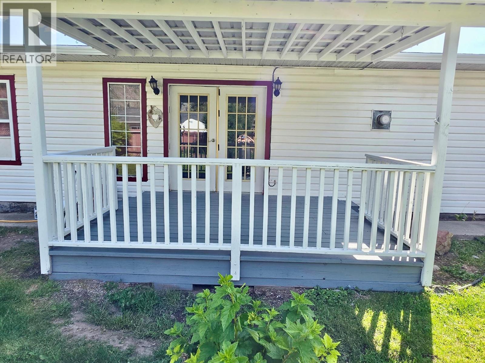 411 6th Avenue - 39