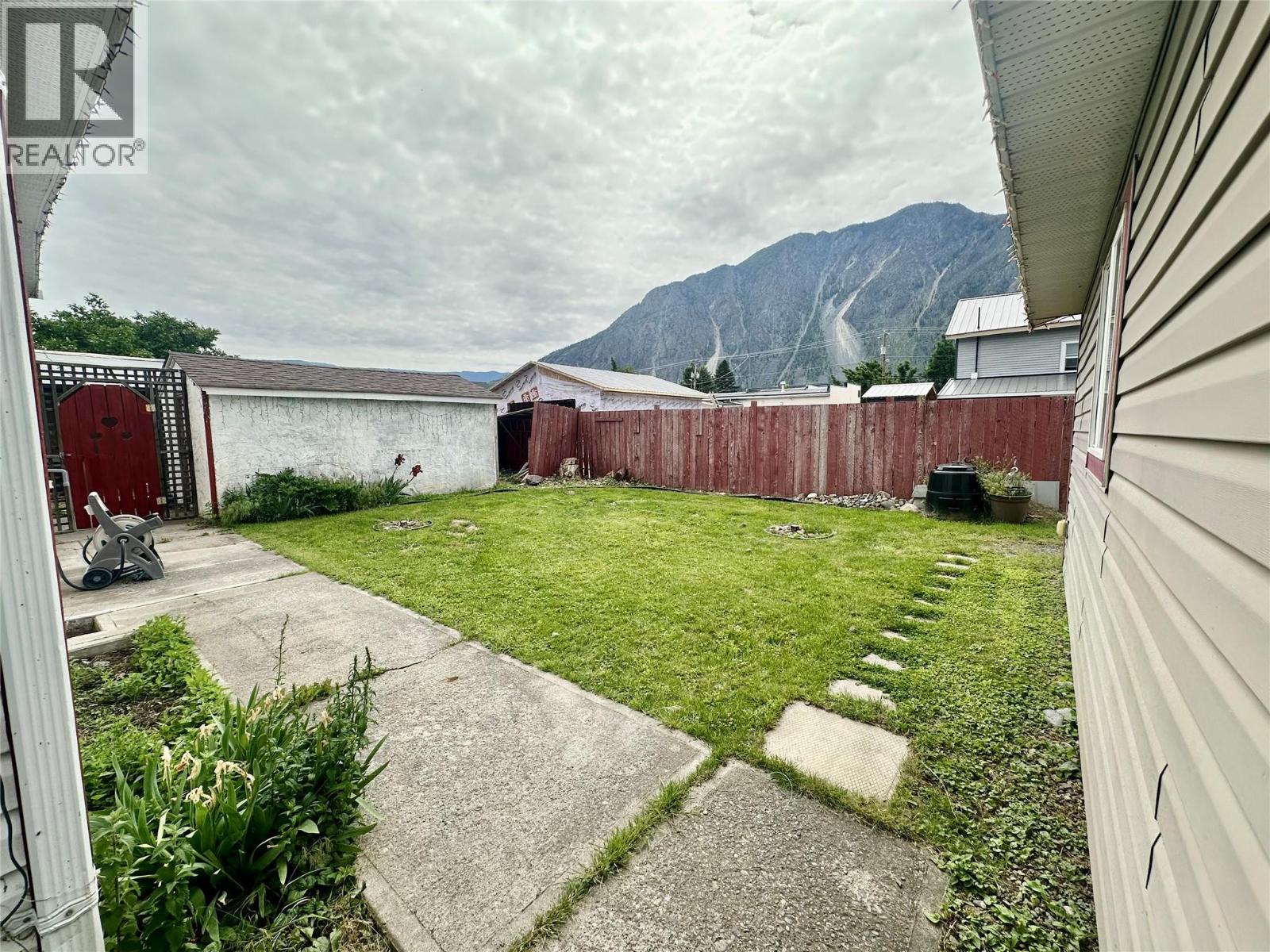 411 6th Avenue - 41