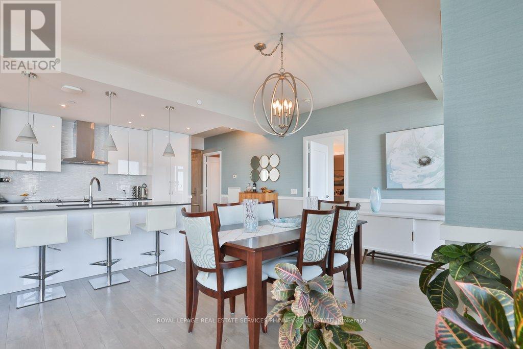 #4502 56 ANNIE CRAIG DRIVE - 14