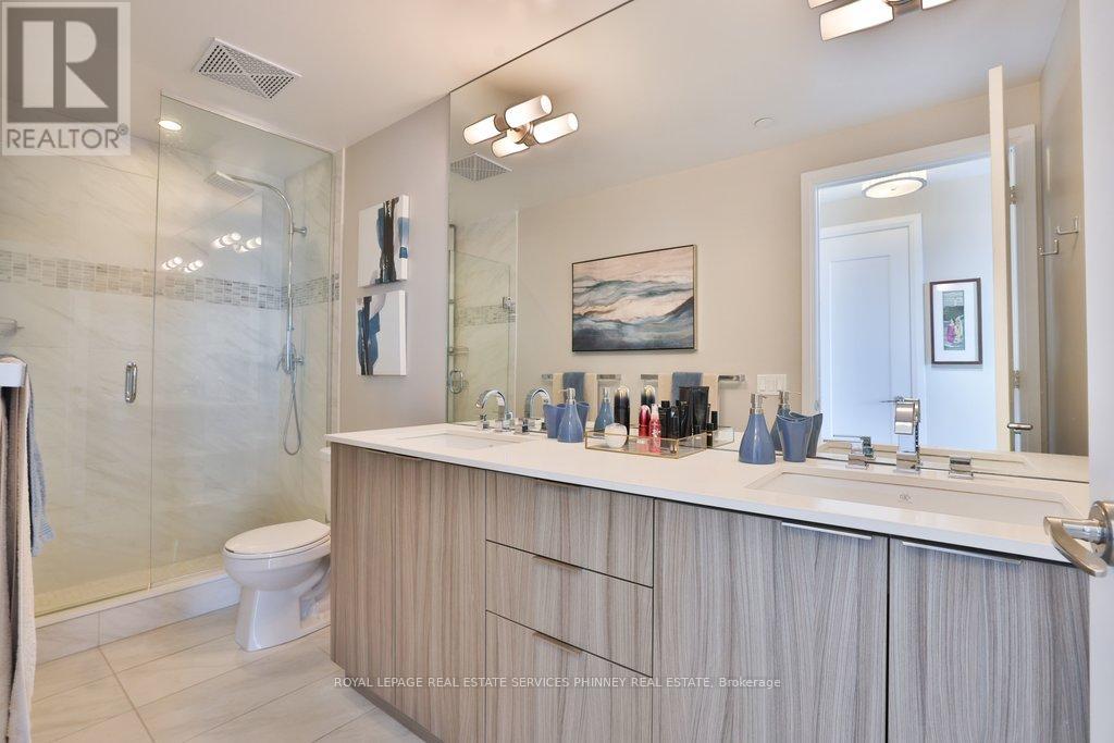 #4502 56 ANNIE CRAIG DRIVE - 19