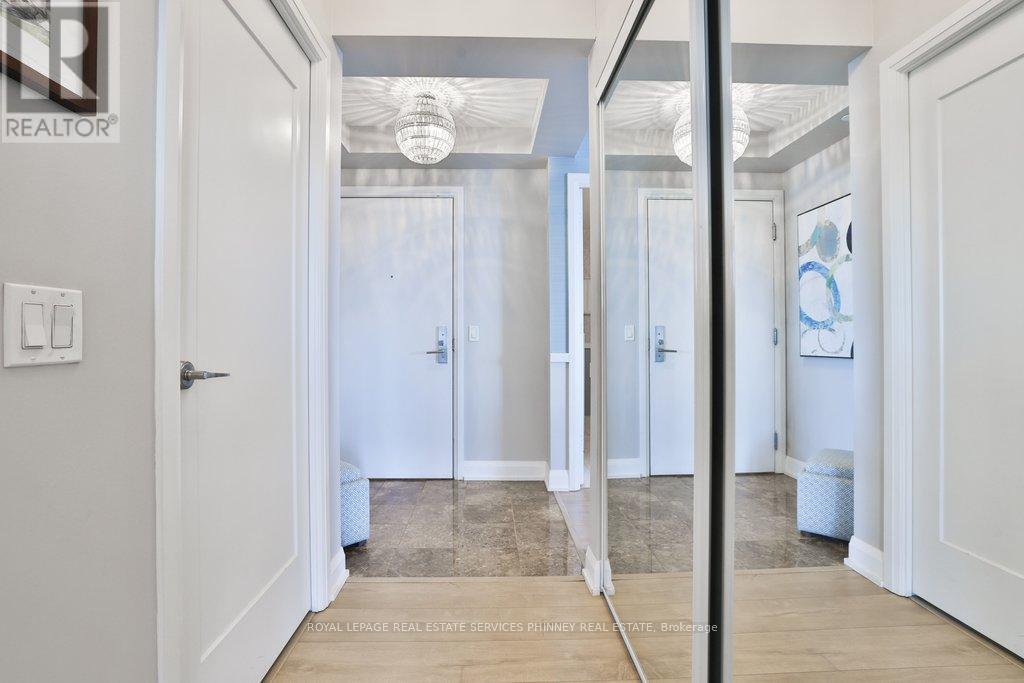 #4502 56 ANNIE CRAIG DRIVE - 4
