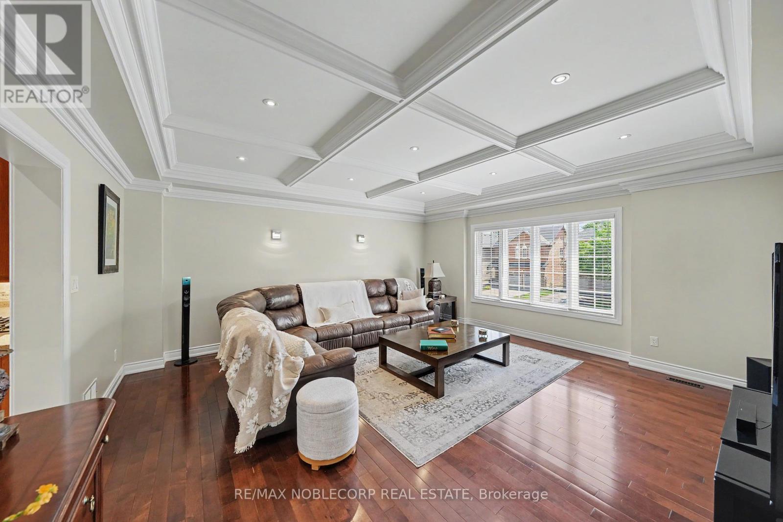 37 CHRISTENSEN AVENUE - 10