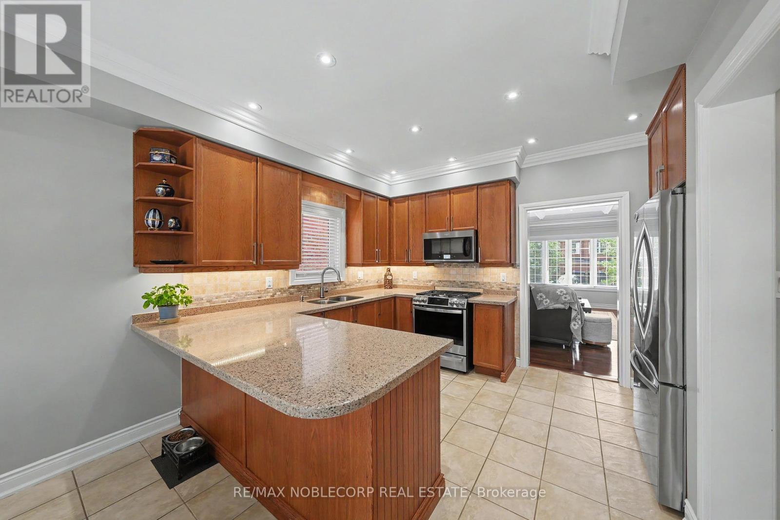 37 CHRISTENSEN AVENUE - 15