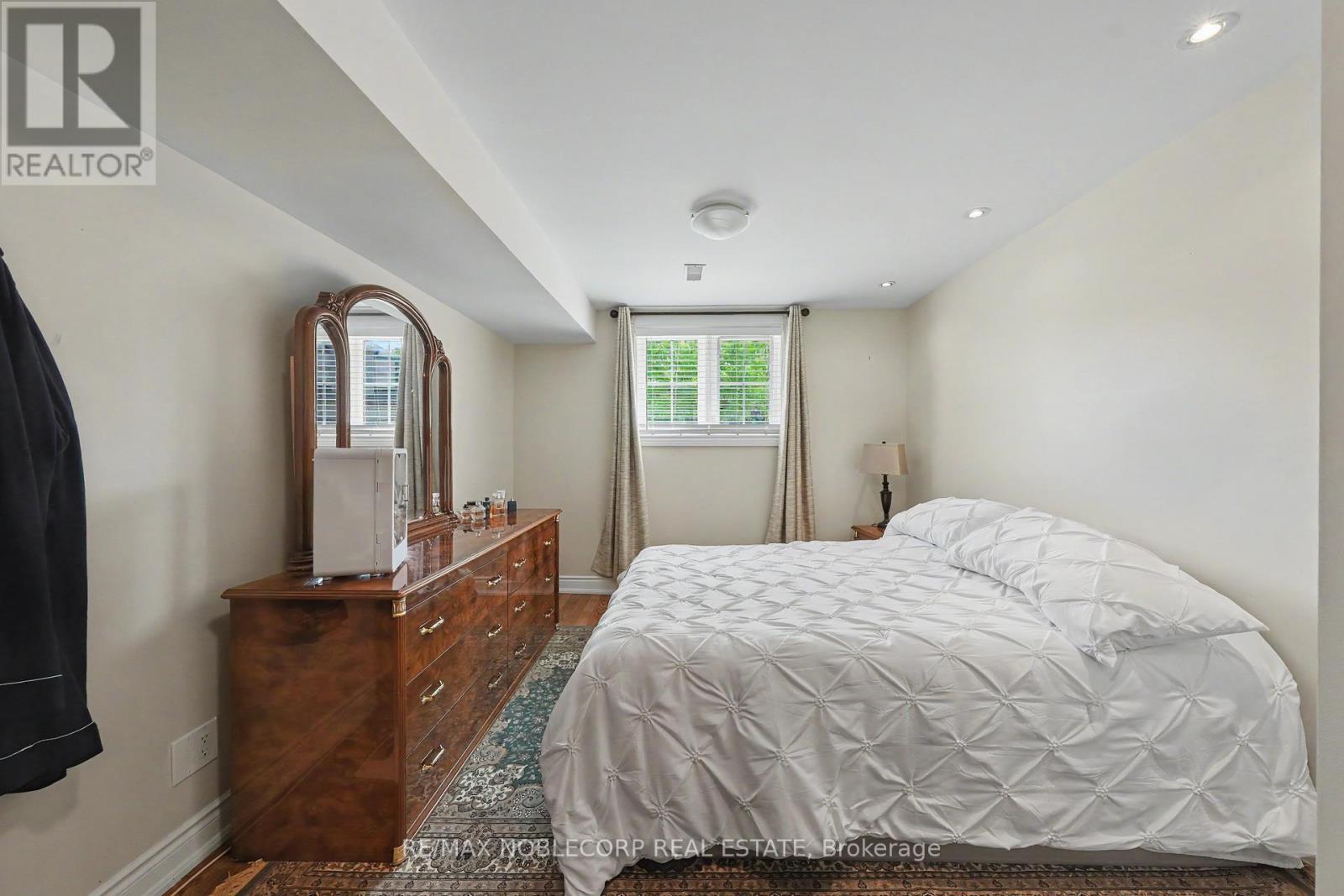 37 CHRISTENSEN AVENUE - 45