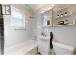 907 Fourth Street, Mississauga, ON L5E1J8 Photo 11