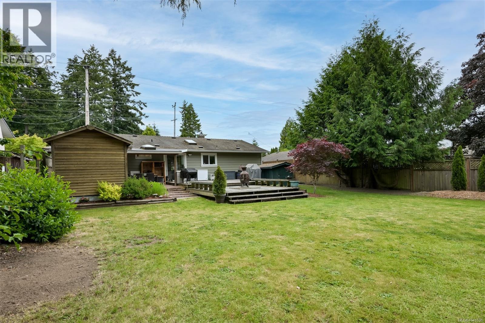 7662 Wallace Dr - 16