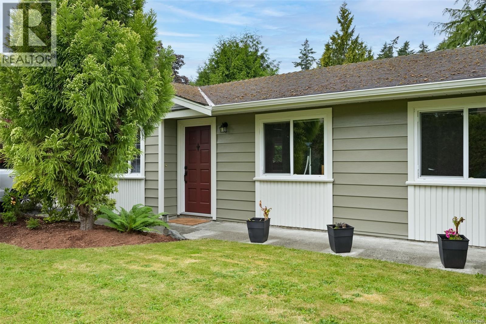 7662 Wallace Dr - 3
