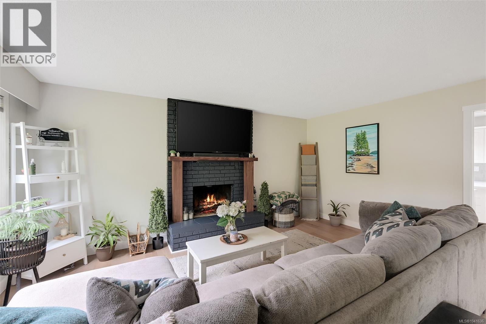 7662 Wallace Dr - 34