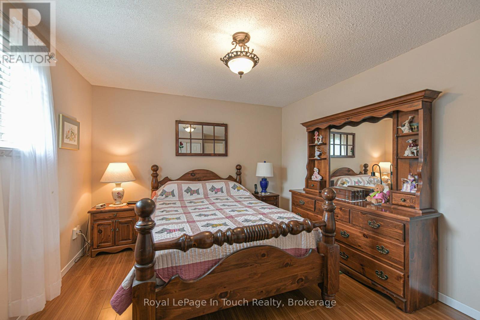 642 RANDLES CRESCENT - 15