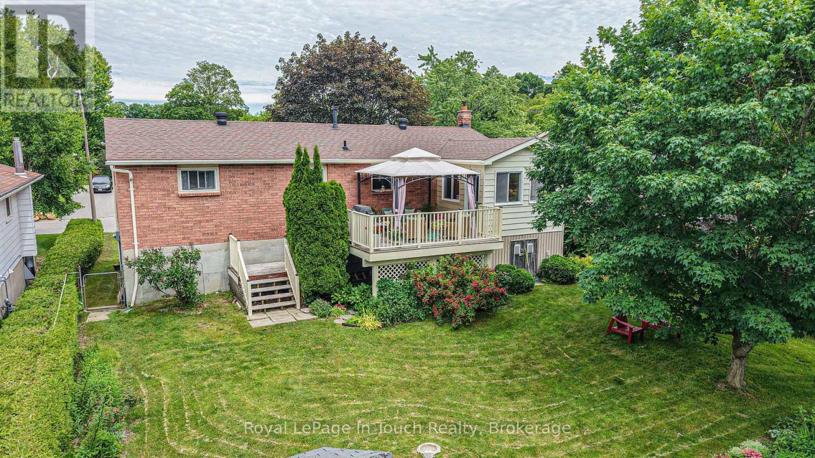 642 RANDLES CRESCENT - 29