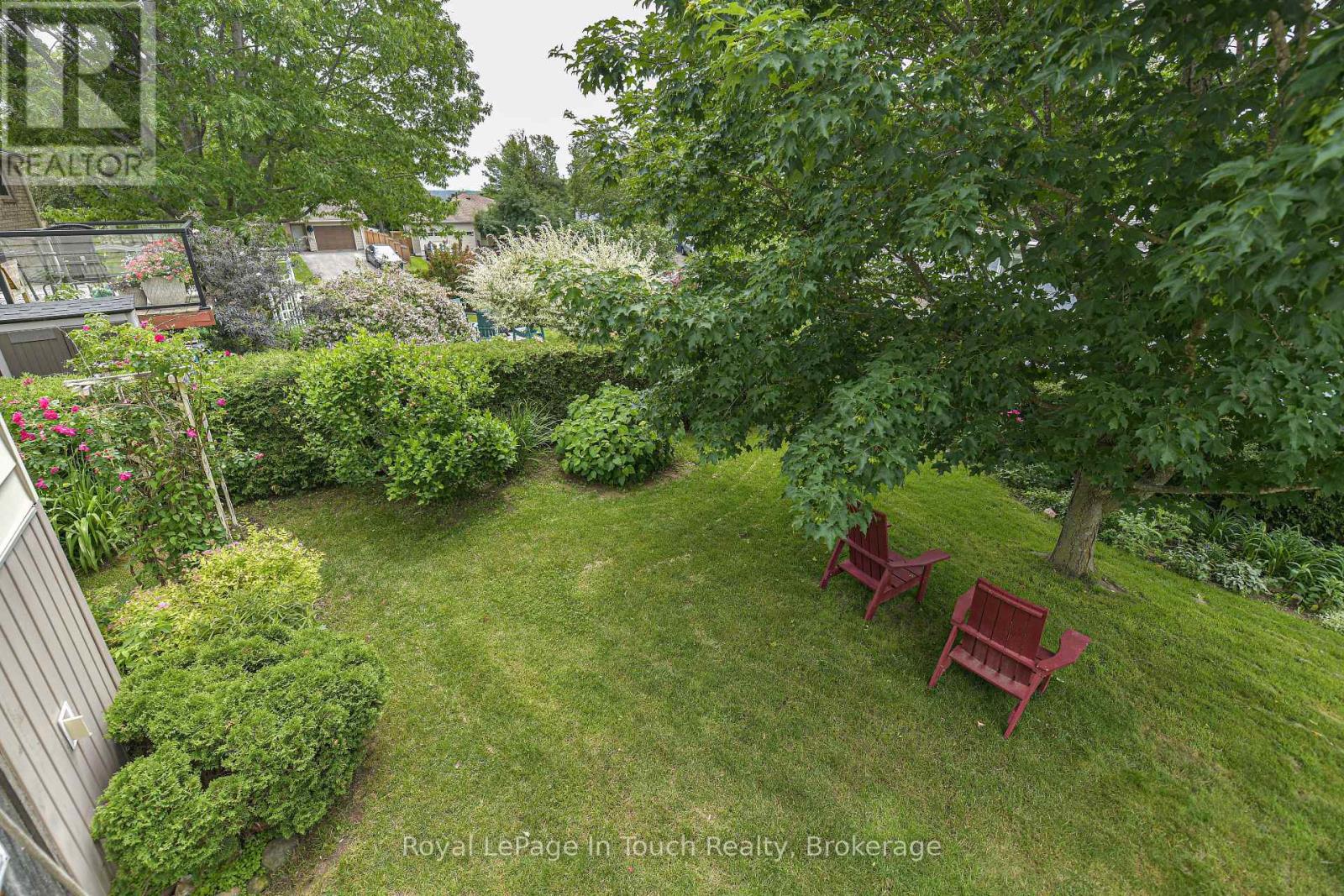 642 RANDLES CRESCENT - 36