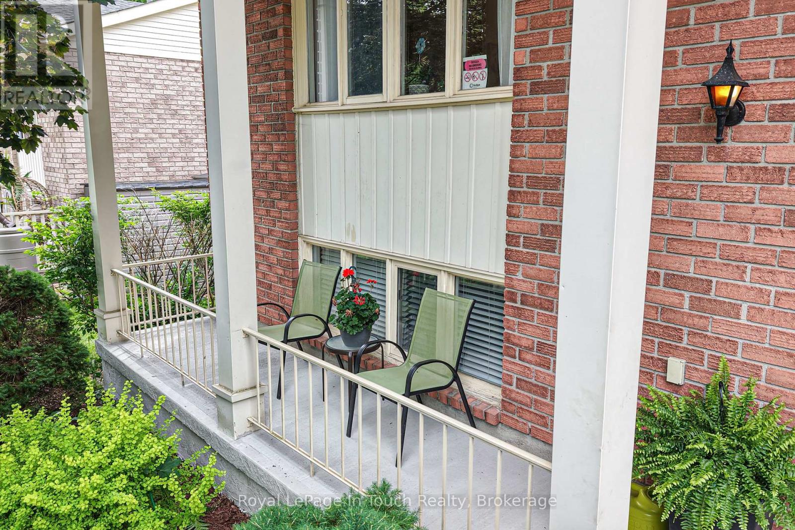 642 RANDLES CRESCENT - 4
