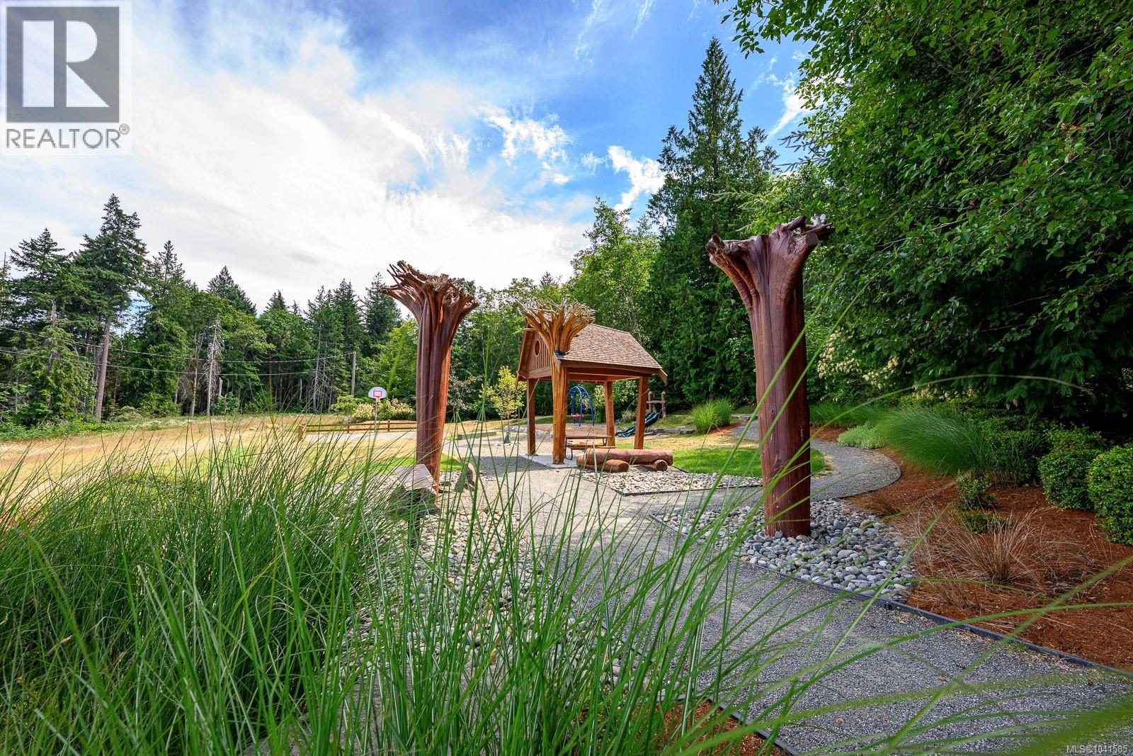4530 Thompson Clarke Dr E - 52