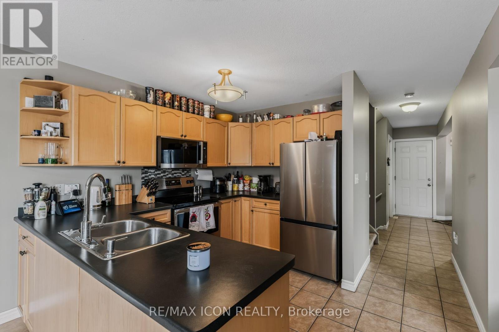 524 ONTARIO STREET - 12