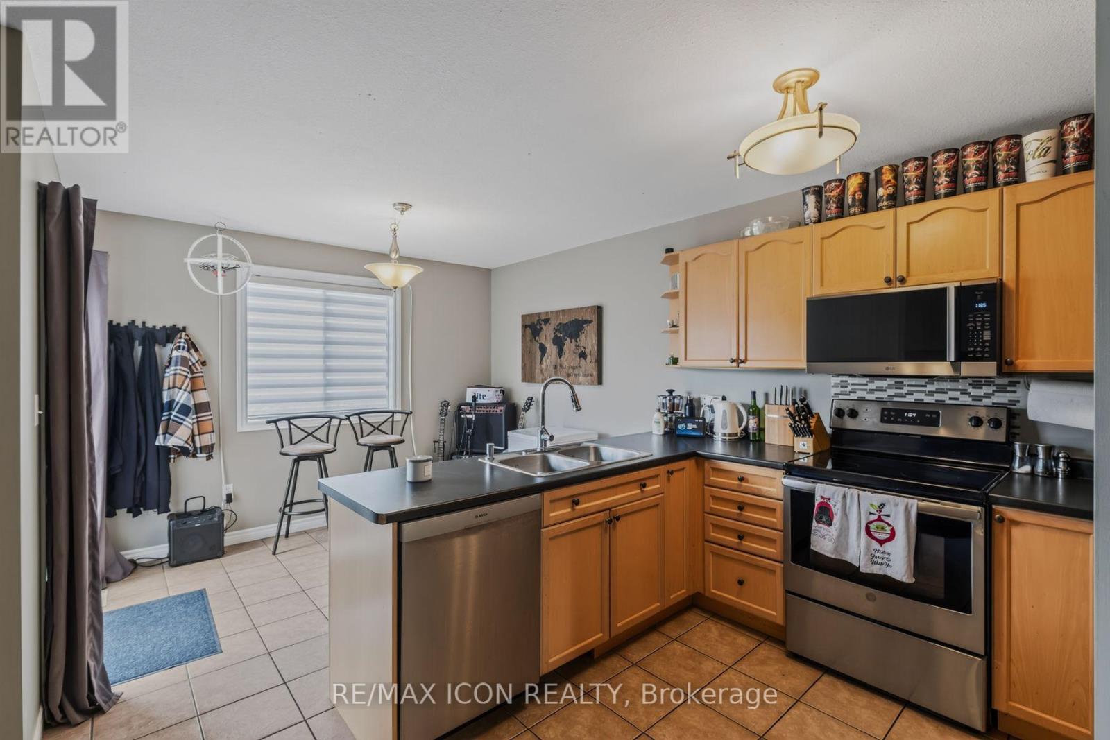 524 ONTARIO STREET - 13