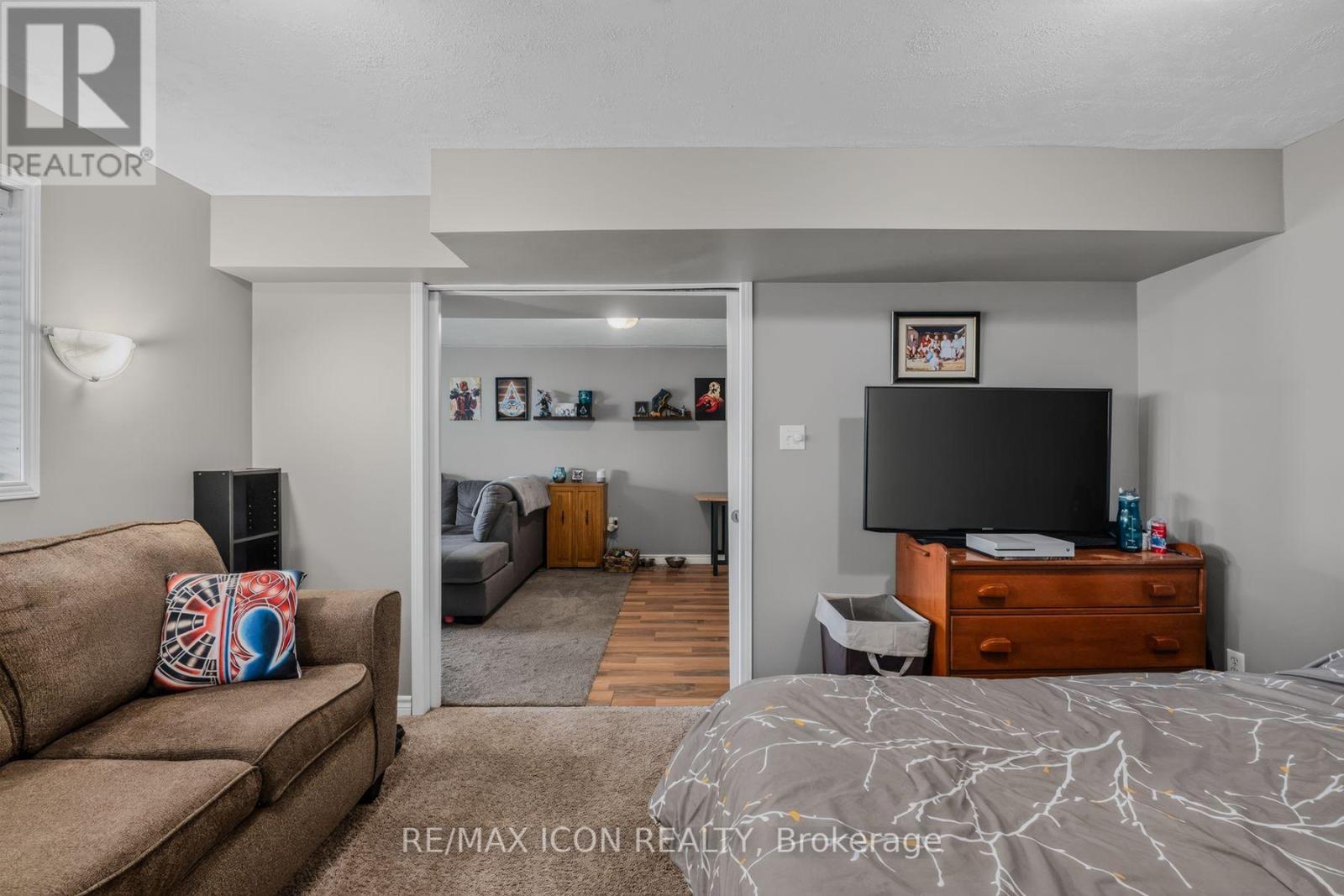 524 ONTARIO STREET - 34