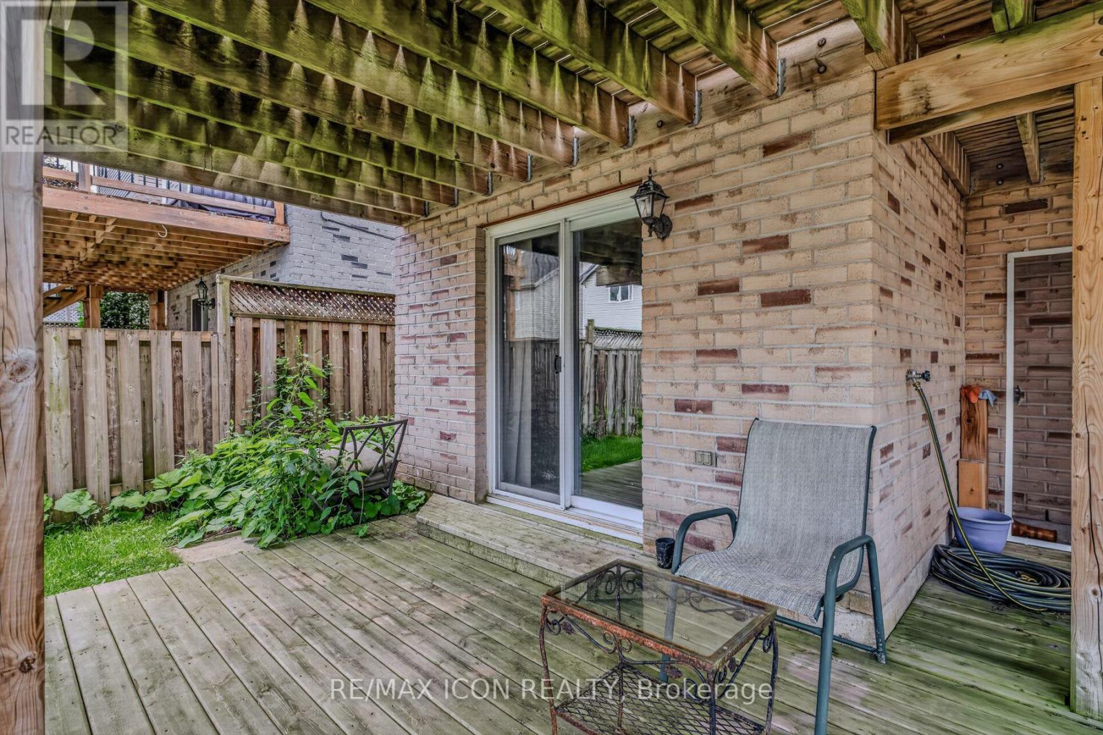 524 ONTARIO STREET - 40