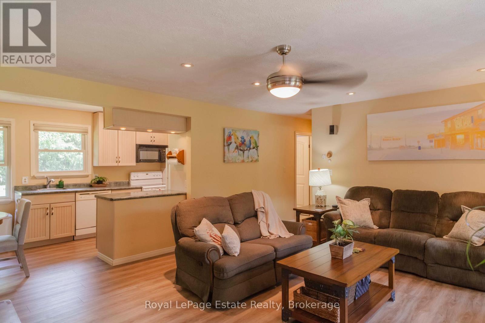 326 LINDSAY STREET - 20
