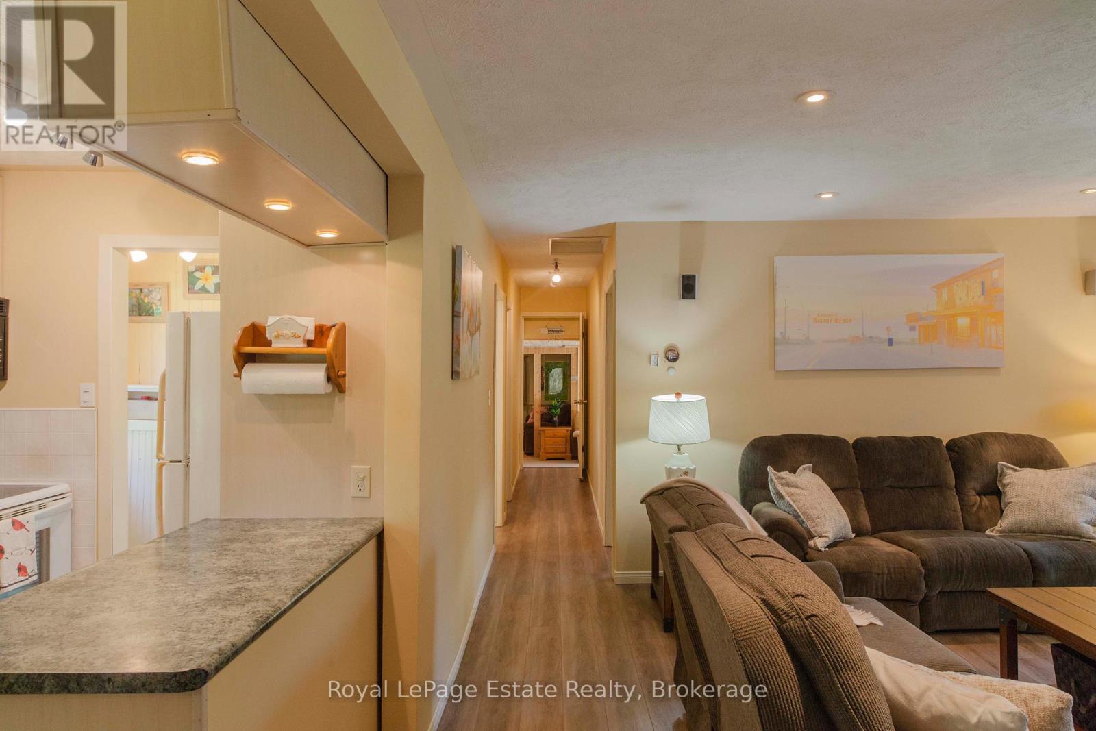 326 LINDSAY STREET - 23