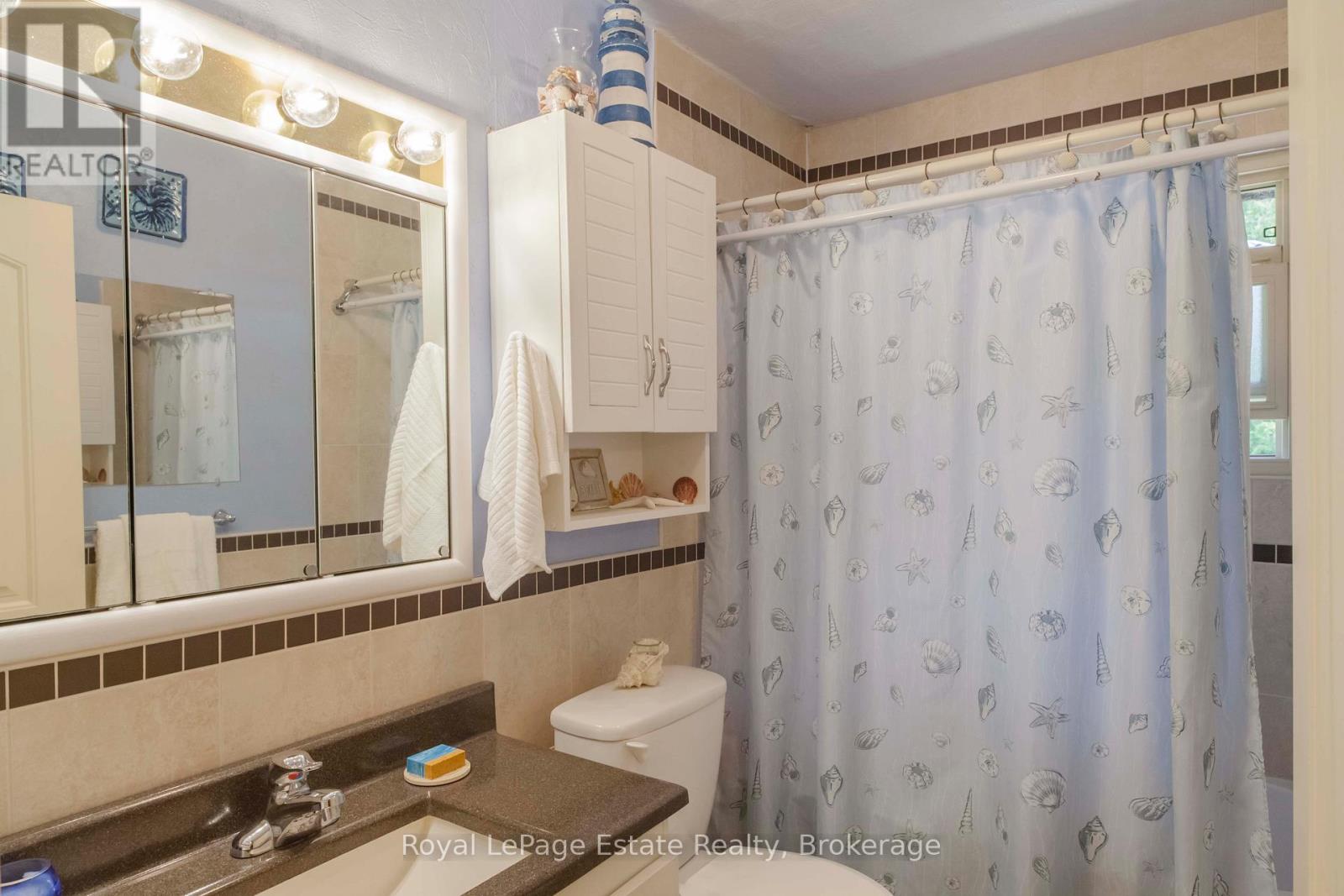 326 LINDSAY STREET - 27