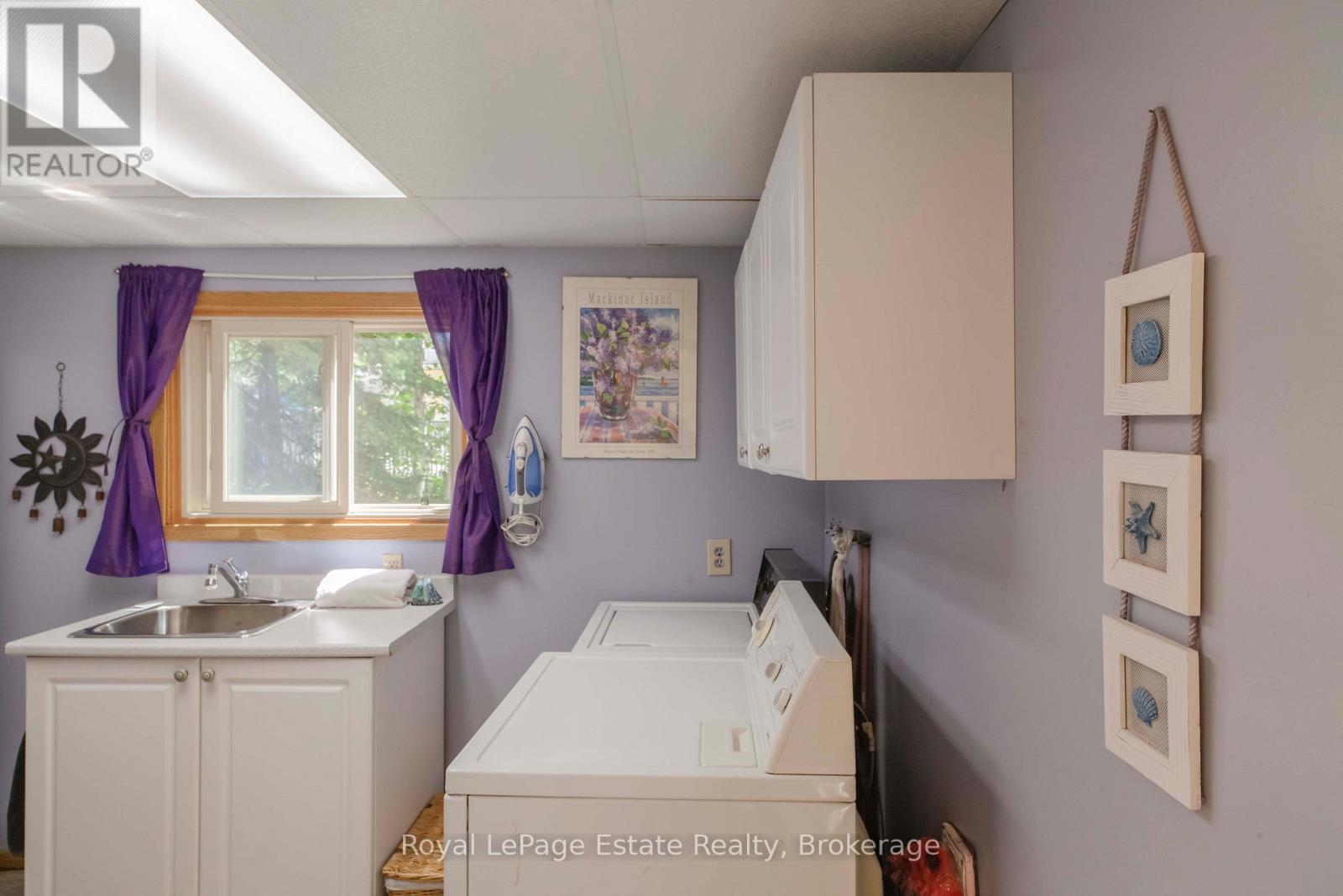 326 LINDSAY STREET - 35
