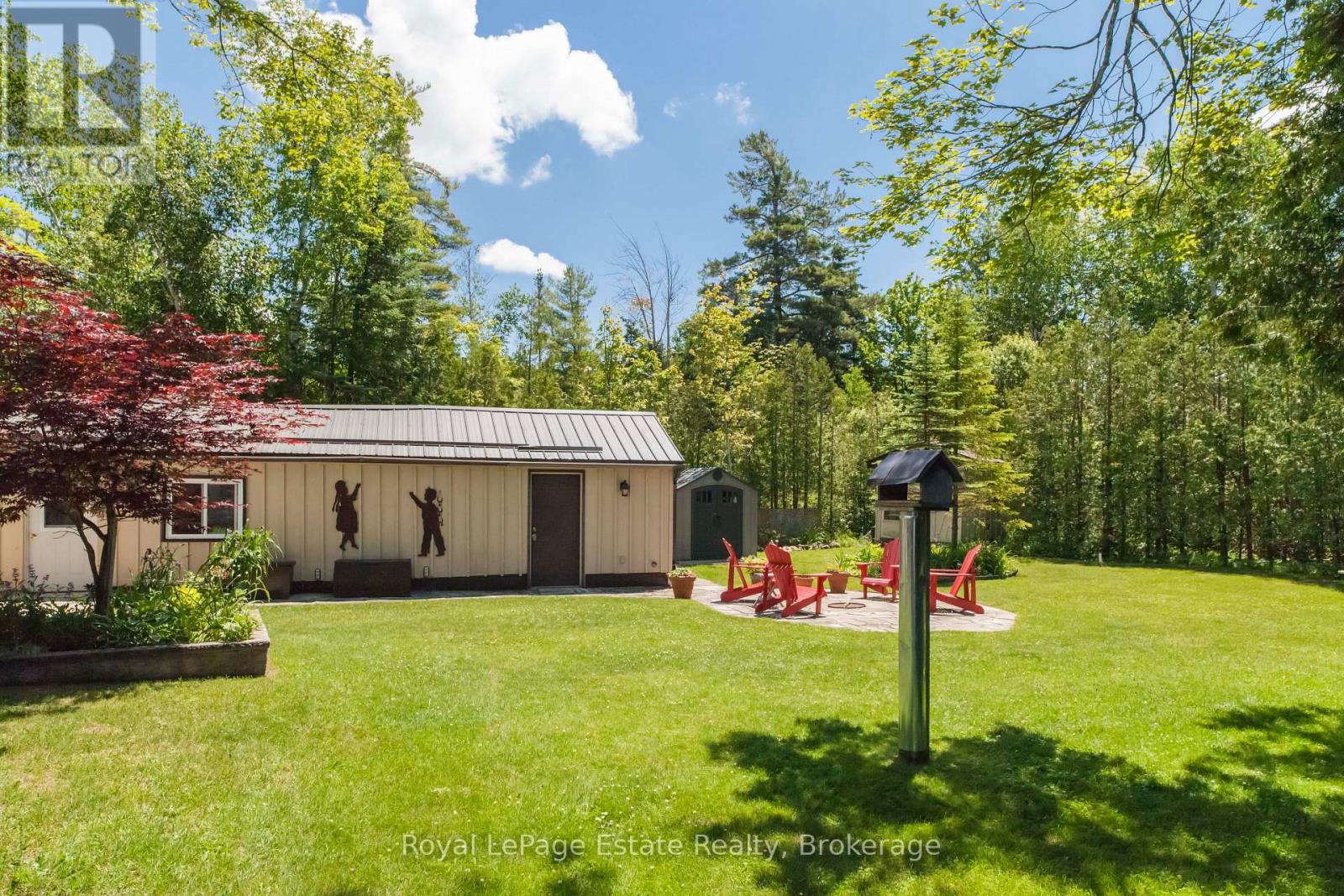 326 LINDSAY STREET - 38