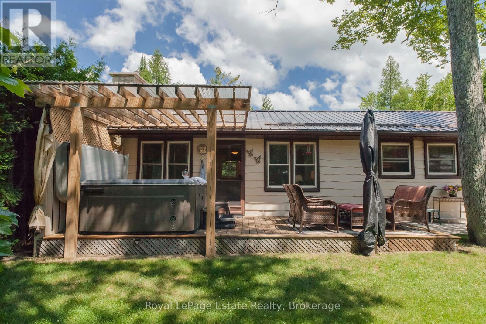 326 LINDSAY STREET - 43