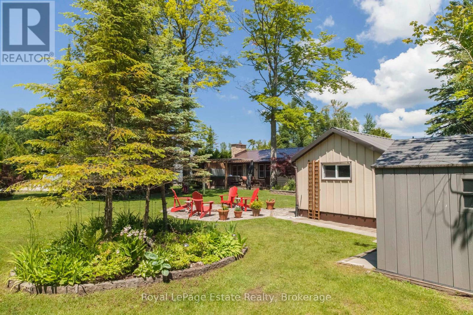 326 LINDSAY STREET - 8