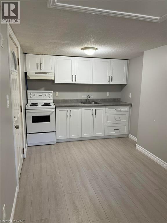77 CEDAR Street S - 2