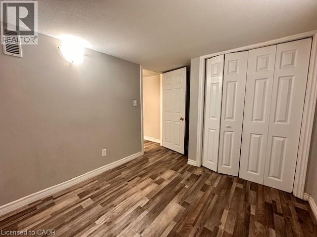 77 CEDAR Street S - 6