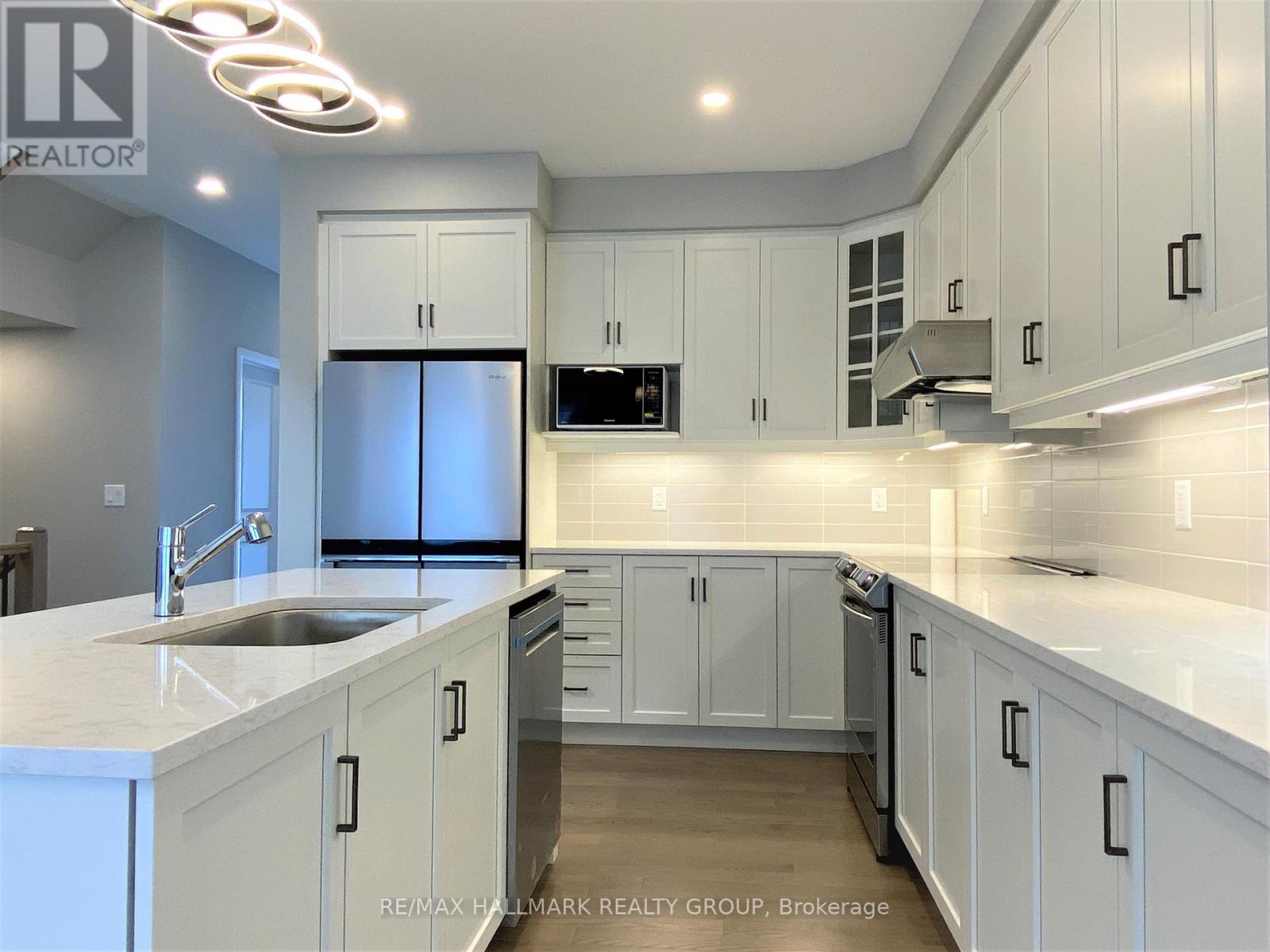 3 Bed, 3 Bath House for Sale in Ottawa – 72 MICHAEL STOQUA STREET W, Ottawa – MLS# X13501136 - Image 8
