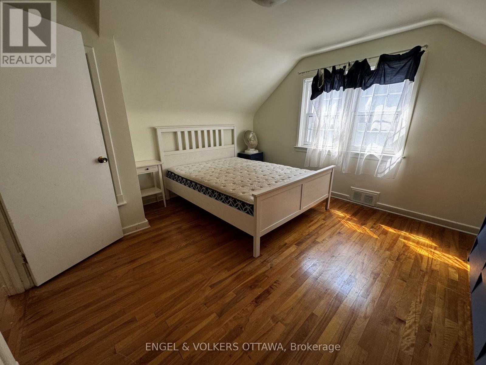 House for Rent in Ottawa – 229 DANIEL AVENUE, Ottawa – By Peter Sagos - Image 16