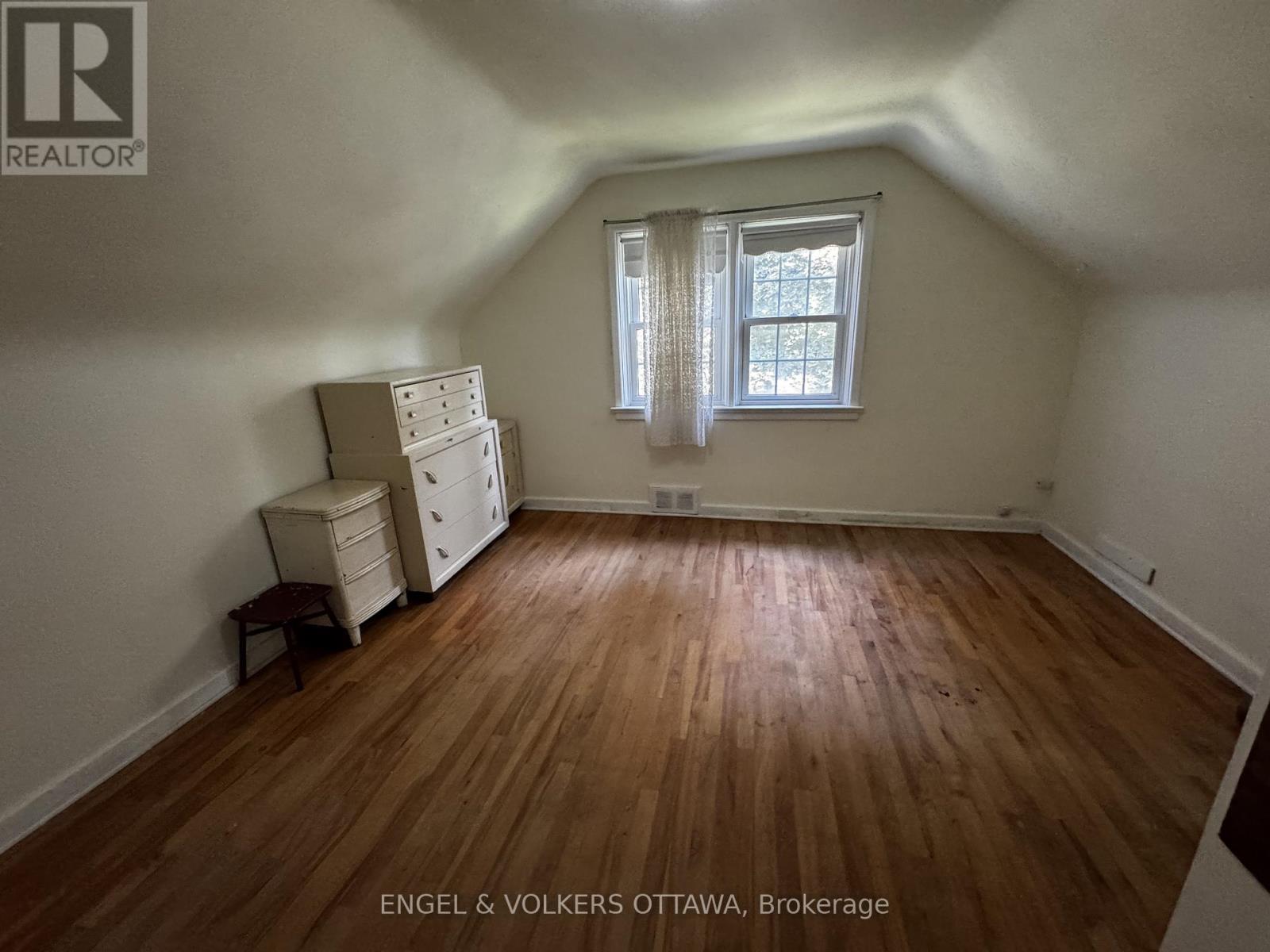House for Rent in Ottawa – 229 DANIEL AVENUE, Ottawa – By Peter Sagos - Image 18