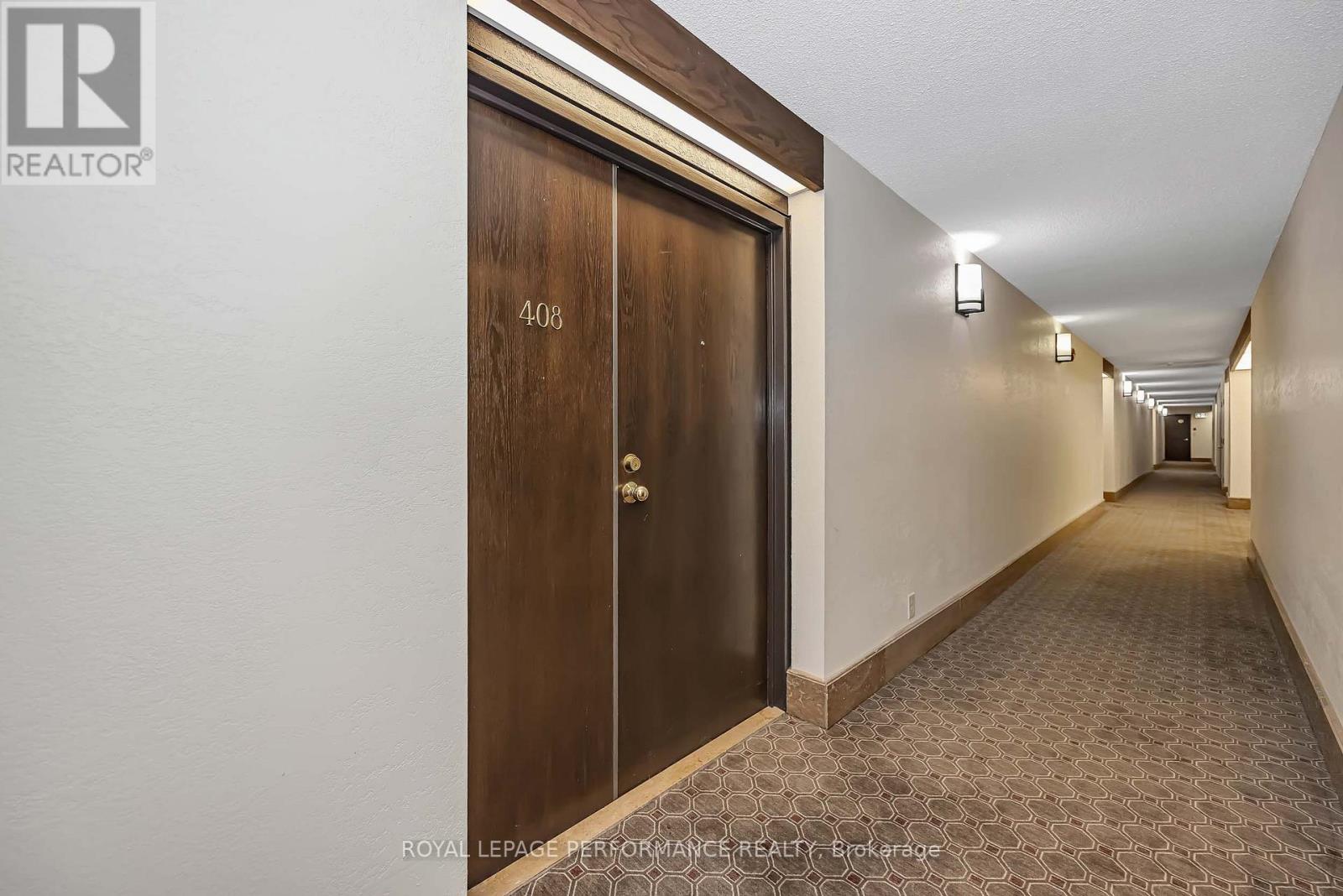#408 2019 CARLING AVENUE N - 8
